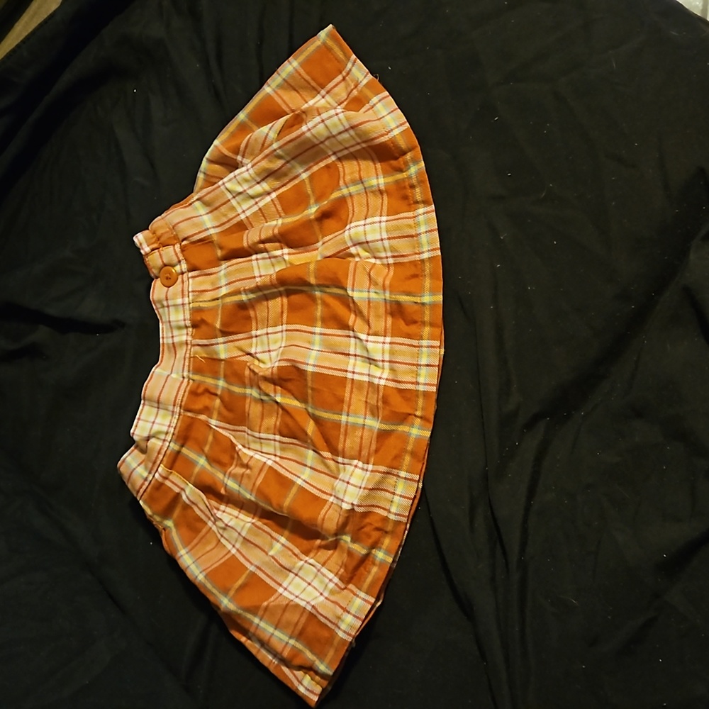 2T orange plaid skirt w/ shorts